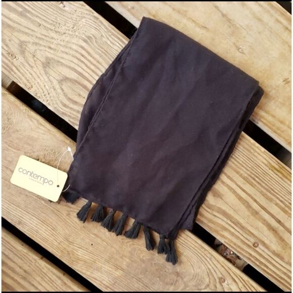 NWT Contempo by Justin Taylor Black Fringe Scarf - Picture 3 of 3